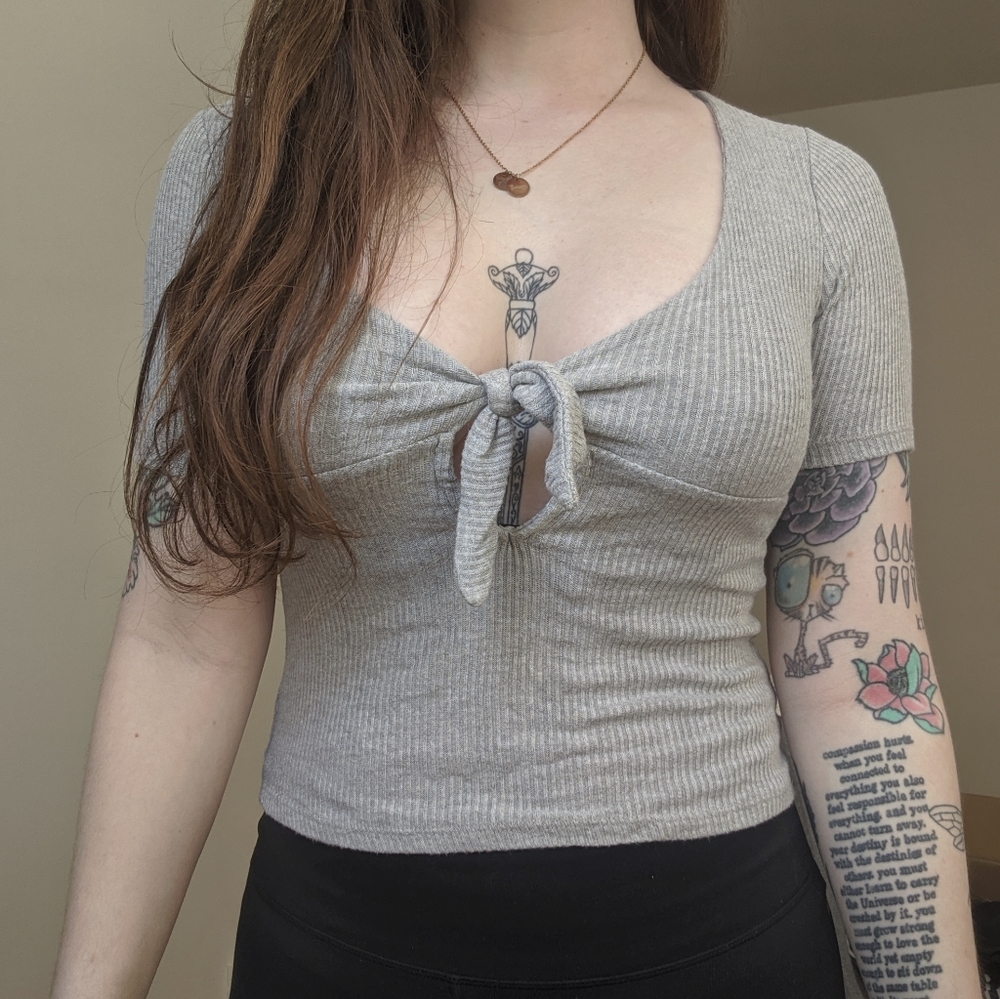 Grey Ribbed Crop Top - Picture 2 of 3